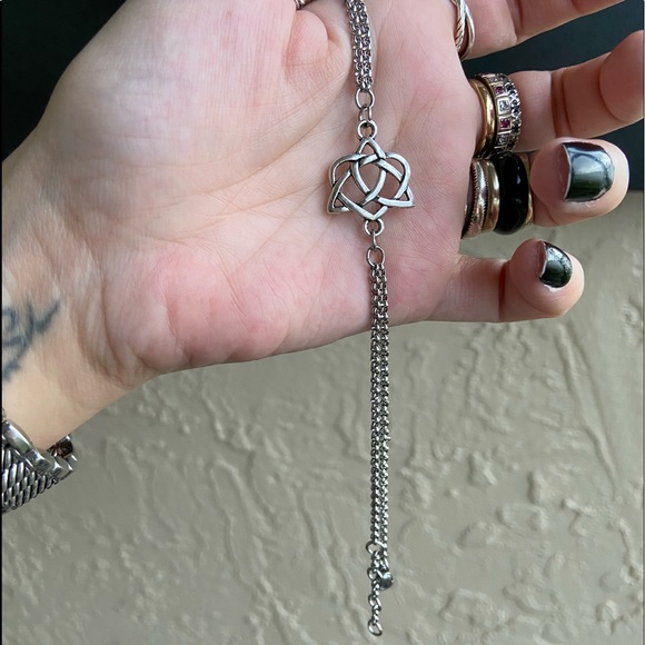 π΄ SALE ! red dot items are 2 for $25 . Bundle more than 3 and its $10 each π - Picture 8 of 13